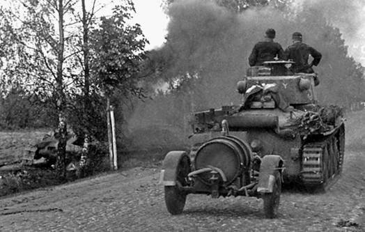 Неизвестный 1941. Остановленный блицкриг. - _15_pzkpfw38t_olita_bochka.jpg