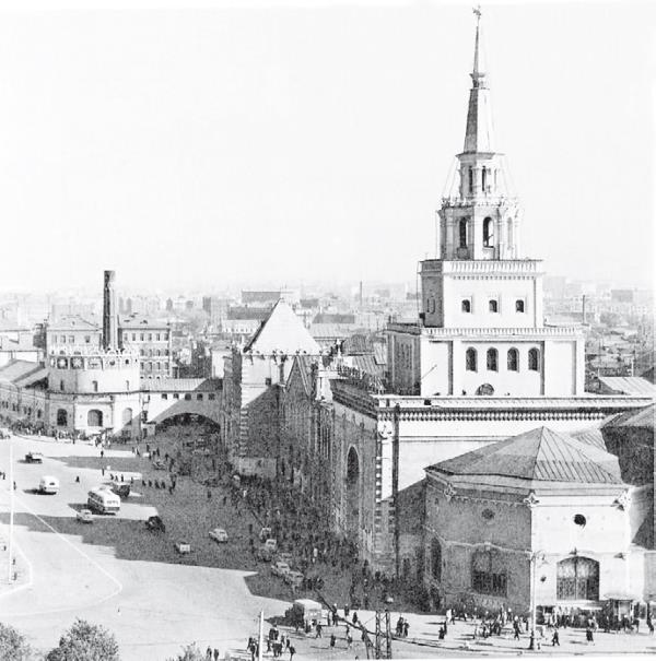 Две Москвы: Метафизика столицы Две Москвы: Метафизика столицы