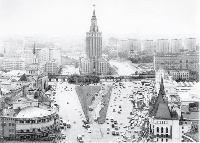Две Москвы: Метафизика столицы Две Москвы: Метафизика столицы