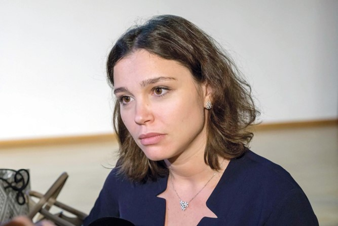 Дочь своего отца Дочь своего отца