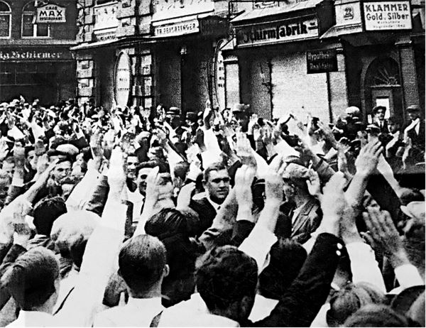 Утраченное кафе «У Шиндлеров». История Холокоста и судьба одной австро-венгерской семьи Утраченное кафе «У Шиндлеров». История Холокоста и судьба одной австро-венгерской семьи