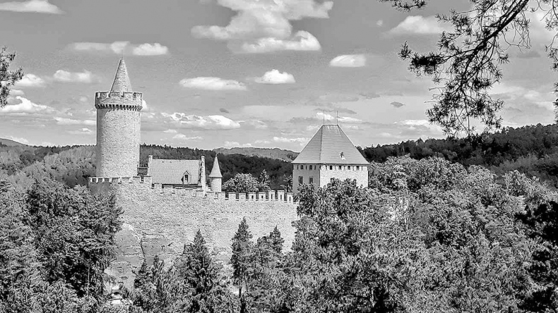 Чешское время. Большая история маленькой страны: от святого Вацлава до Вацлава Гавела Чешское время. Большая история маленькой страны: от святого Вацлава до Вацлава Гавела