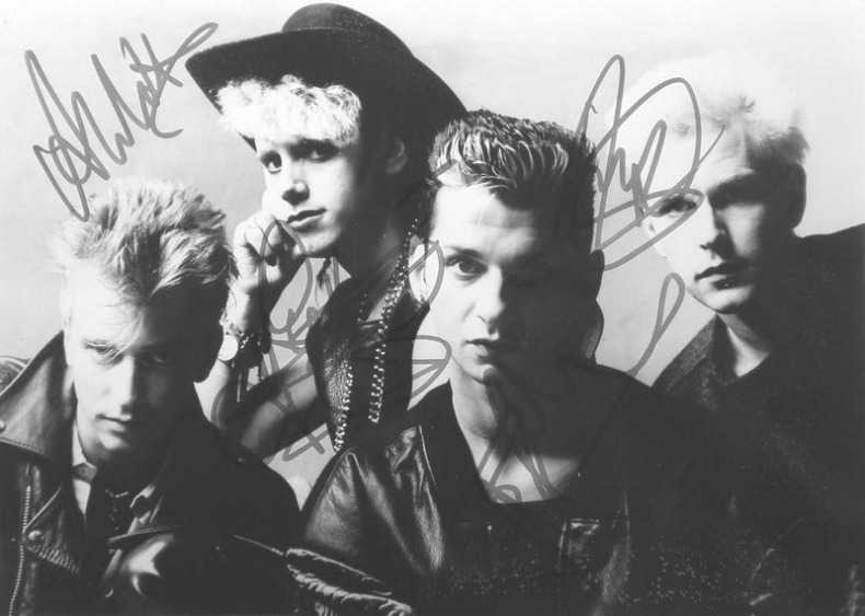 Insight. Мартин Гор – человек, создавший Depeche Mode Insight. Мартин Гор – человек, создавший Depeche Mode