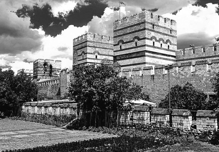 Невольница гарема - i_017.jpg