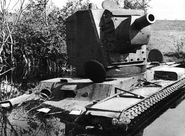 Иной 1941. От границы до Ленинграда - i_038.jpg