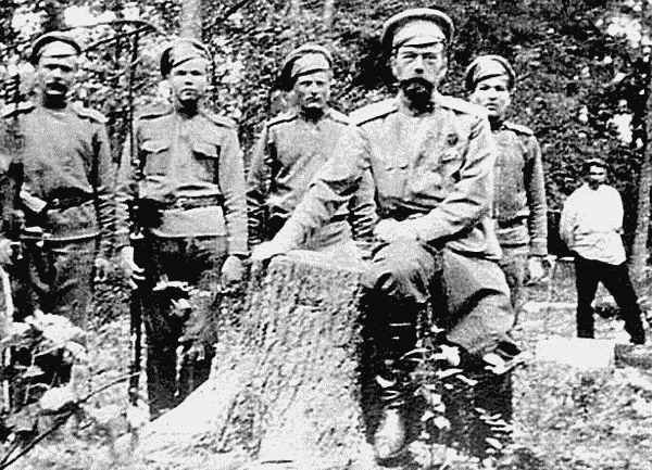 Судьба императора Николая II после отречения - i_020.jpg