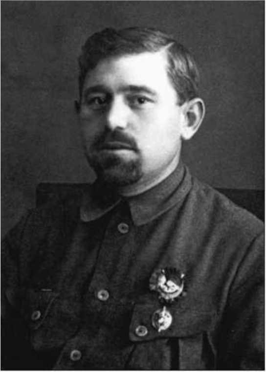 Сто великих операций спецслужб - i_012.jpg