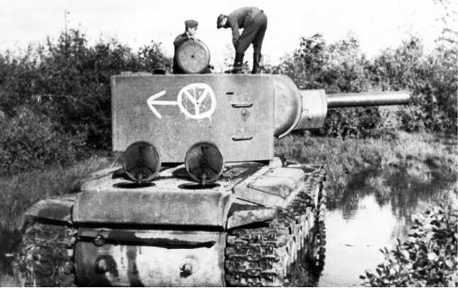 1941. «Последний парад» мехкорпусов Красной Армии - i_043.jpg